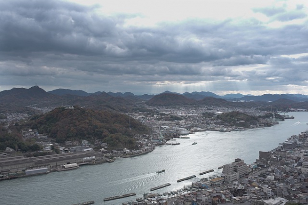 瀬戸内海の光景